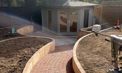 Exterior walk way